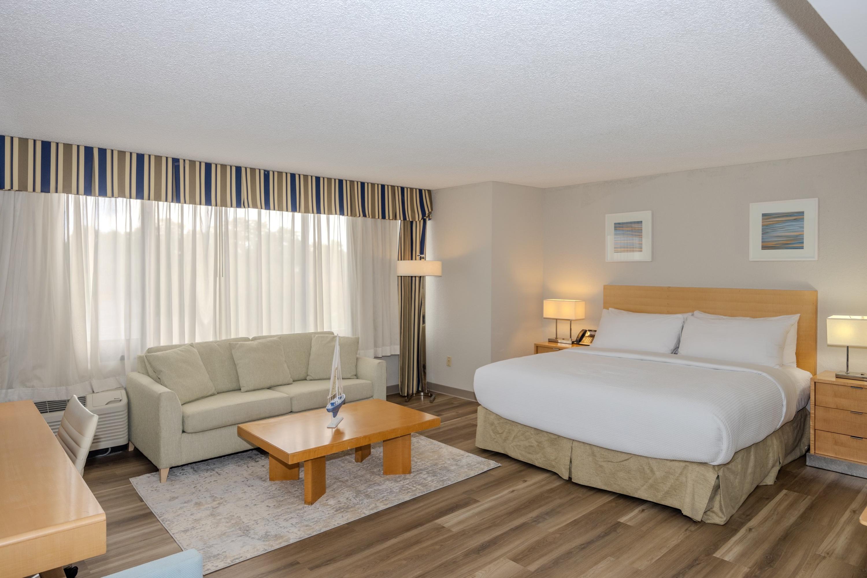 Solomons Inn Resort + Marina エクステリア 写真