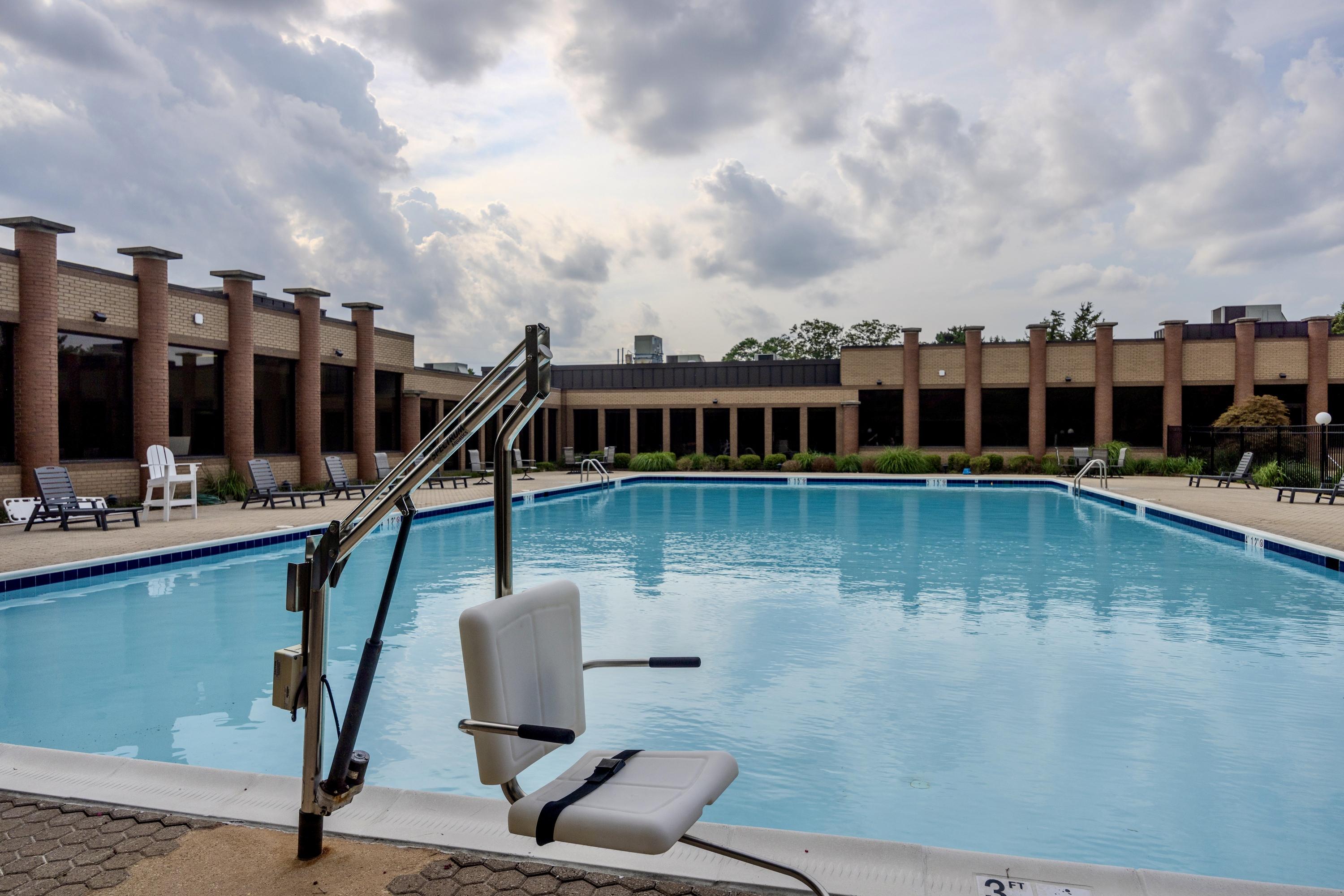 Solomons Inn Resort + Marina エクステリア 写真